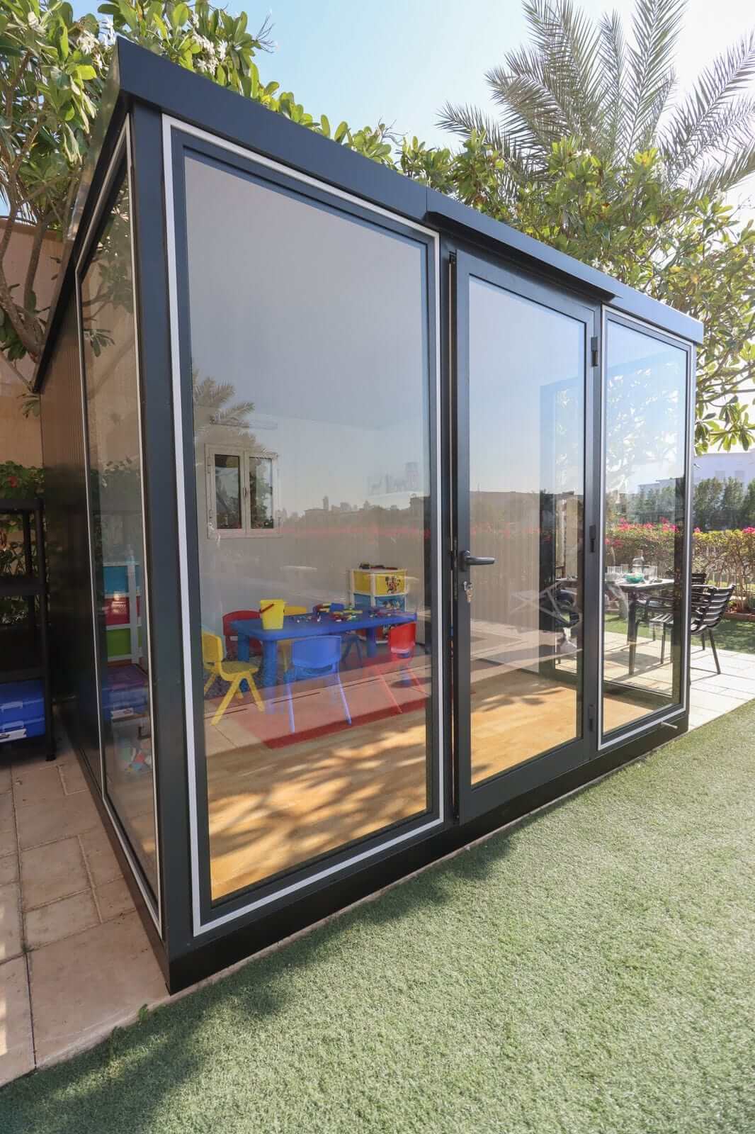 Duramax 10' x 10' Durable Glass Room for Outdoor Spaces 32001