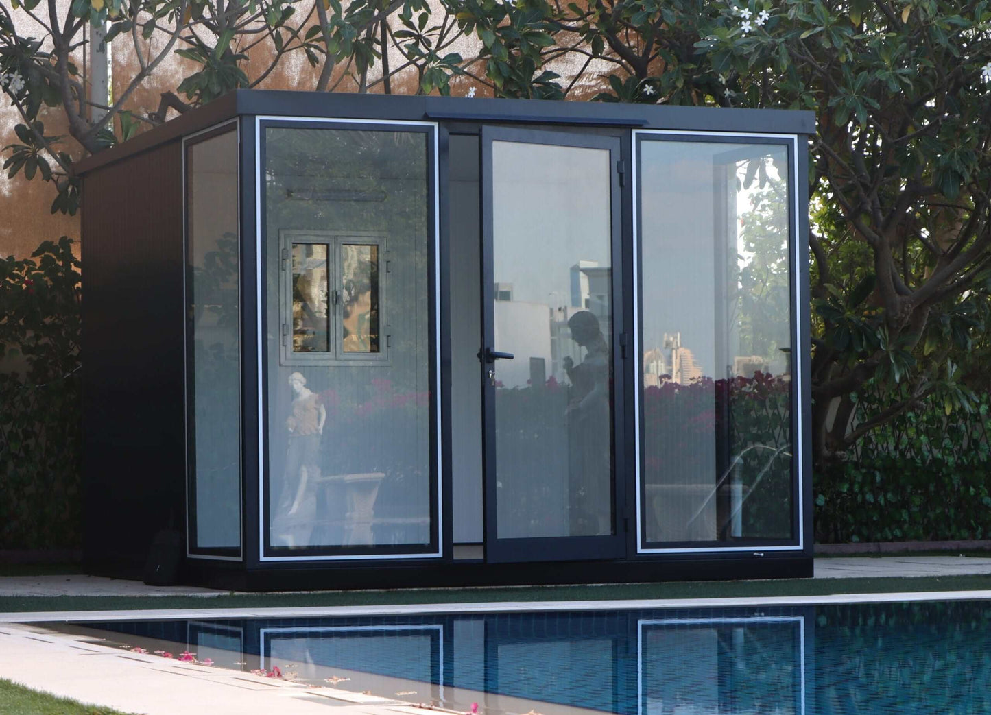 Duramax 10' x 10' Garden Glass Room with Insulation 32001