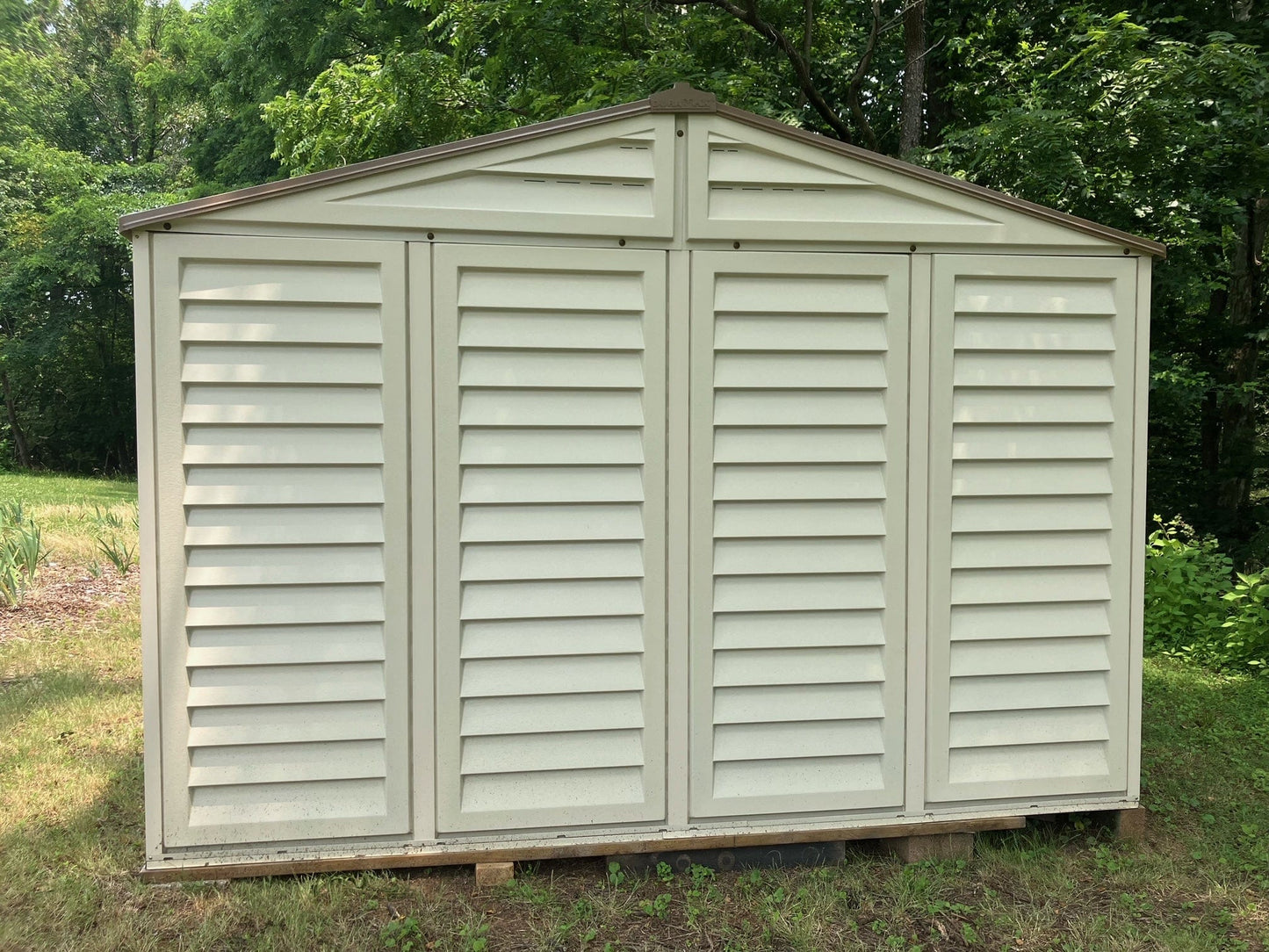 Duramax 10.5' x 13' Backyard Vinyl Shed with Base 40234 CA