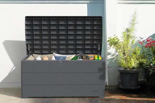 Duramax 110-Gallon Outdoor Storage Box 86603
