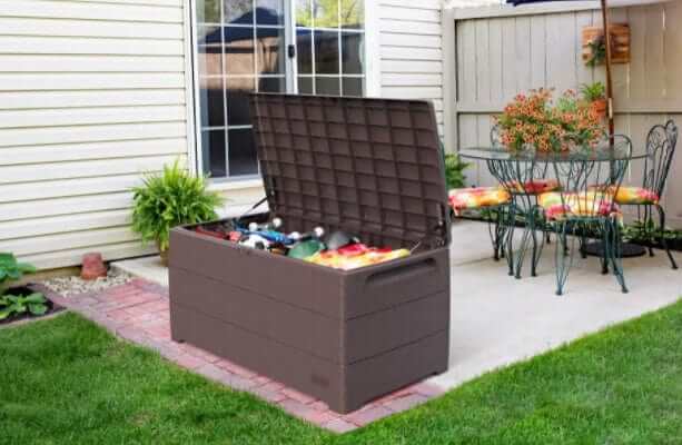 Duramax 110 Gal. Heavy-Duty Backyard Storage Chest 86602