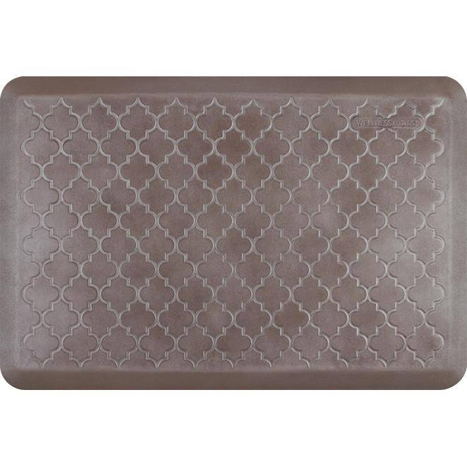 Wellnessmats Trellis Estates Shades of Silver ET32WMRBNBRN,Quartz A popular floor mat with elegant design. A kitchen mat that gives padded support.