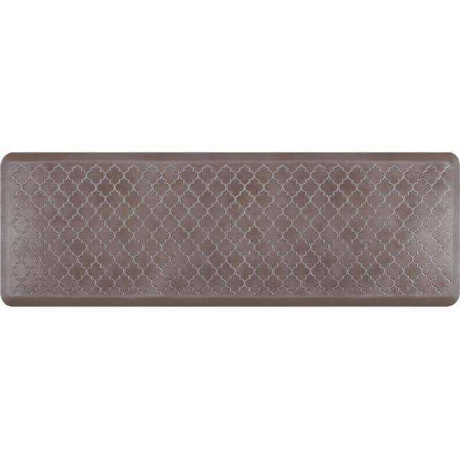 Wellnessmats Trellis Estates Shades of Silver ET62WMRBNBRN,Quartz A popular floor mat with elegant design. A kitchen mat that gives padded support.