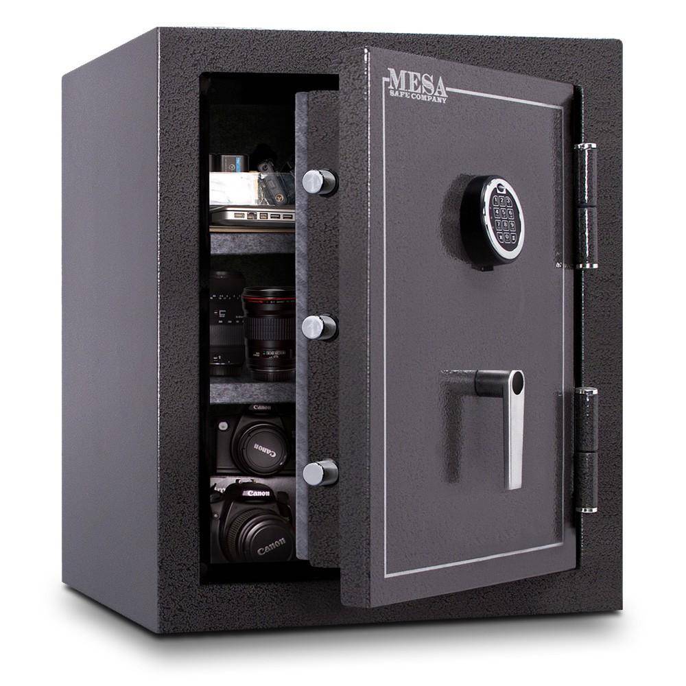 MESA Safes Burglary & High-Security Weapon Storage 3.9cu.ft. Combination Lock MBF2620E