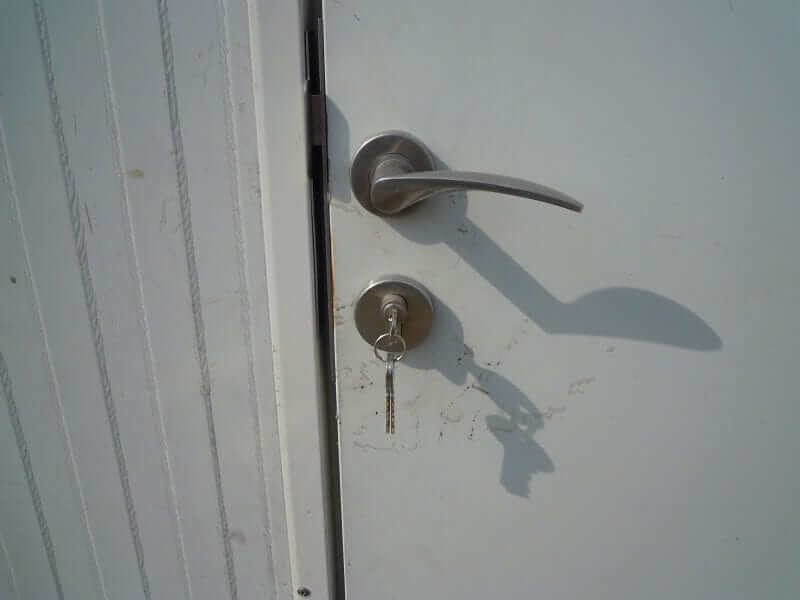 Duramax 16x10 Gable Roof Insulated Building Door Handle 30952