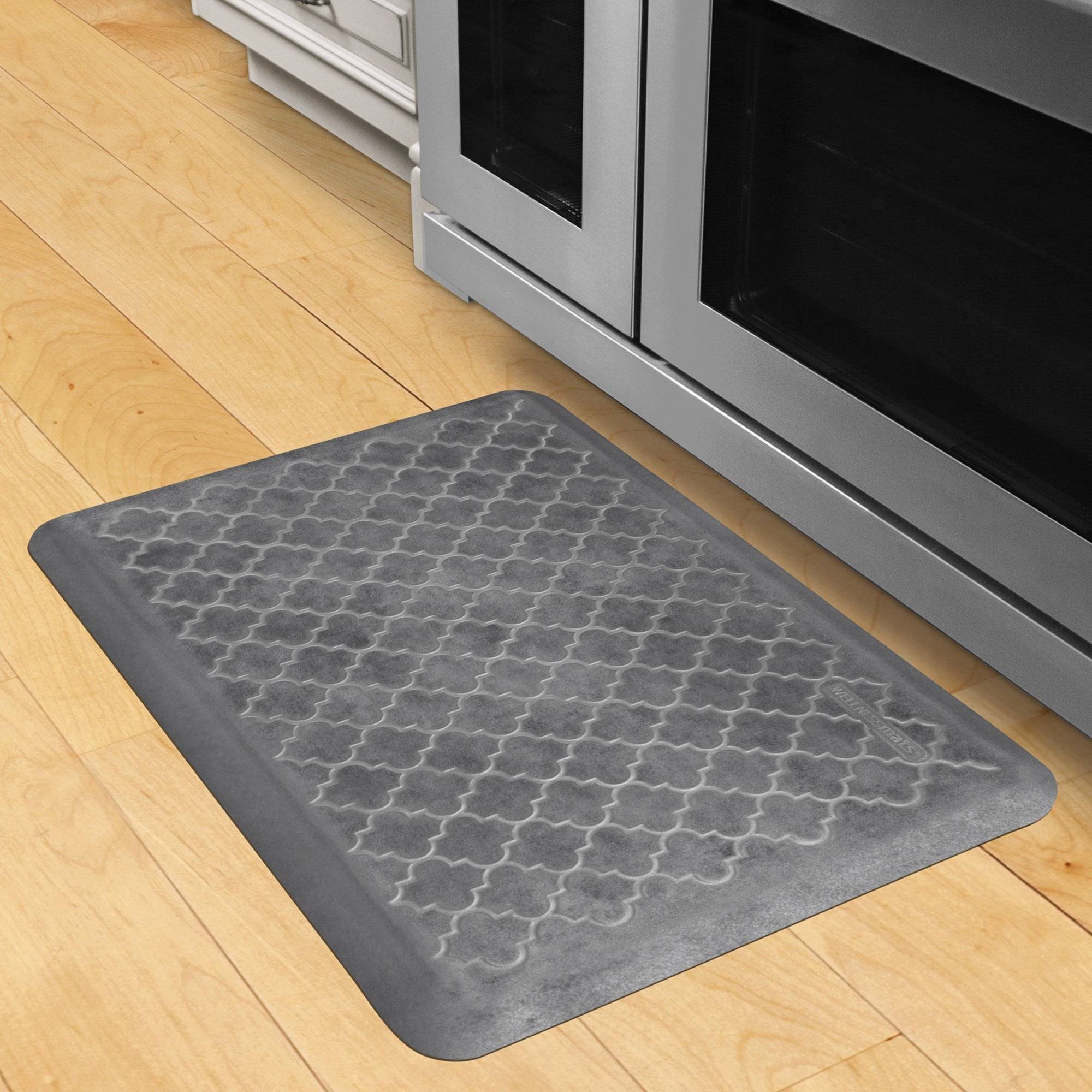 Wellnessmats Trellis Estates Shades of Silver ET32WMRBNGRY,Slate A kitchen rug that relieves pressure and discomfort. A non-toxic ergo mat.